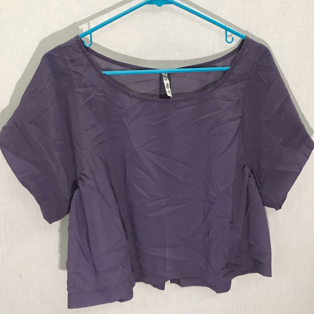 Super cute purple crop top